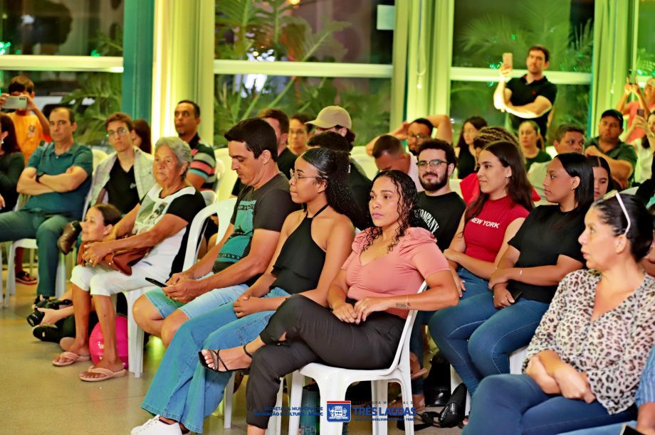 Recital “Um Clima de Sonhos” reuniu talentos de teclado e acordeão