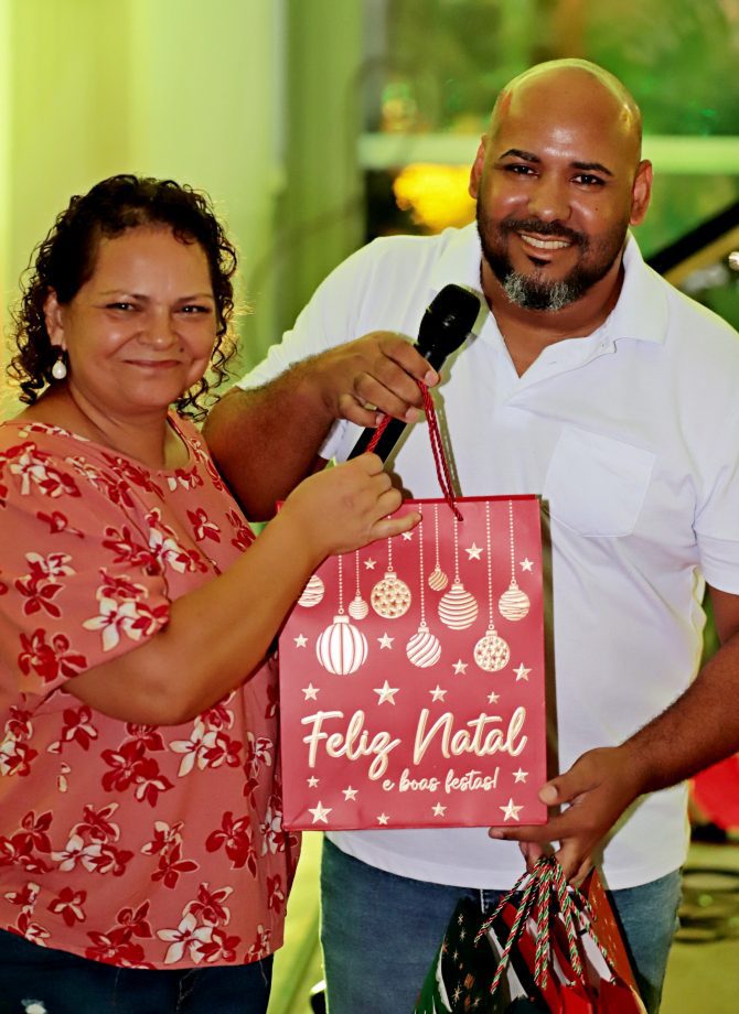 Recital “Um Clima de Sonhos” reuniu talentos de teclado e acordeão