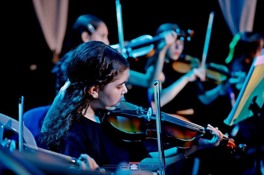 Música e cinema encantam Três Lagoas na Apresentação “Luz, Câmera e Música”