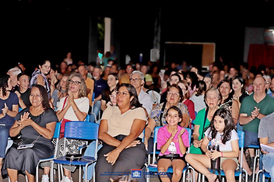 Música e cinema encantam Três Lagoas na Apresentação “Luz, Câmera e Música”