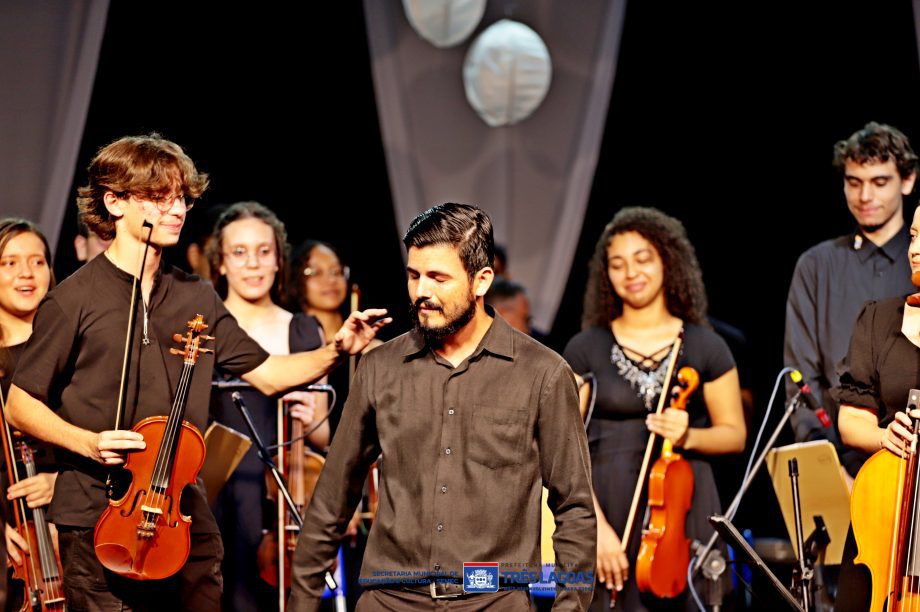 Música e cinema encantam Três Lagoas na Apresentação “Luz, Câmera e Música”