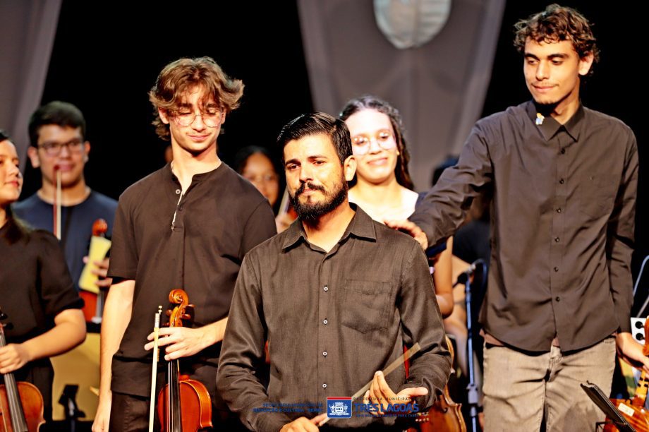 Música e cinema encantam Três Lagoas na Apresentação “Luz, Câmera e Música”