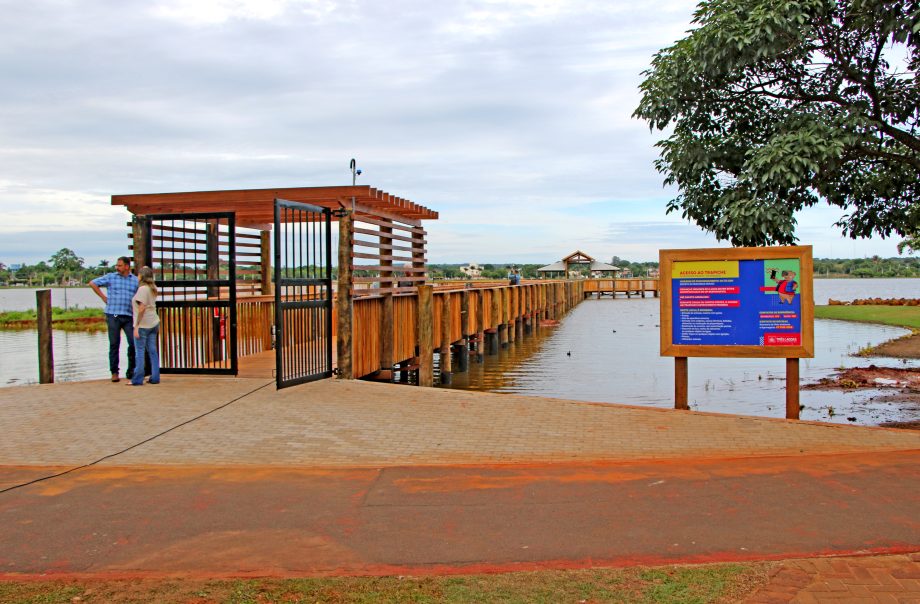 Guerreiro entrega Deck da Lagoa Maior, dois CRAS e anuncia mais 13 obras para Três Lagoas