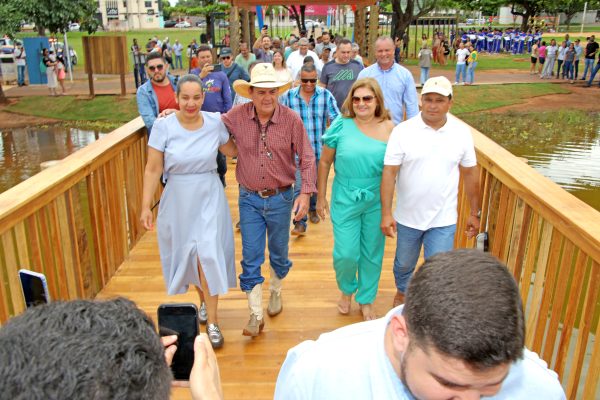 Guerreiro entrega Deck da Lagoa Maior, dois CRAS e anuncia mais 13 obras para Três Lagoas