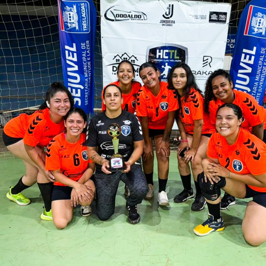 Jogo Beneficente de handebol feminino arrecada brinquedos para o Natal em Três Lagoas