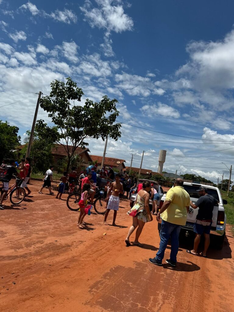 Grupo de amigos distribui mais de 2.500 brinquedos às crianças carentes de Três Lagoas