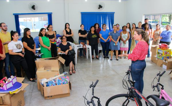 Prefeitura de Três Lagoas realiza entrega de 4.667 brinquedos para serviços de convivência e acolhimento