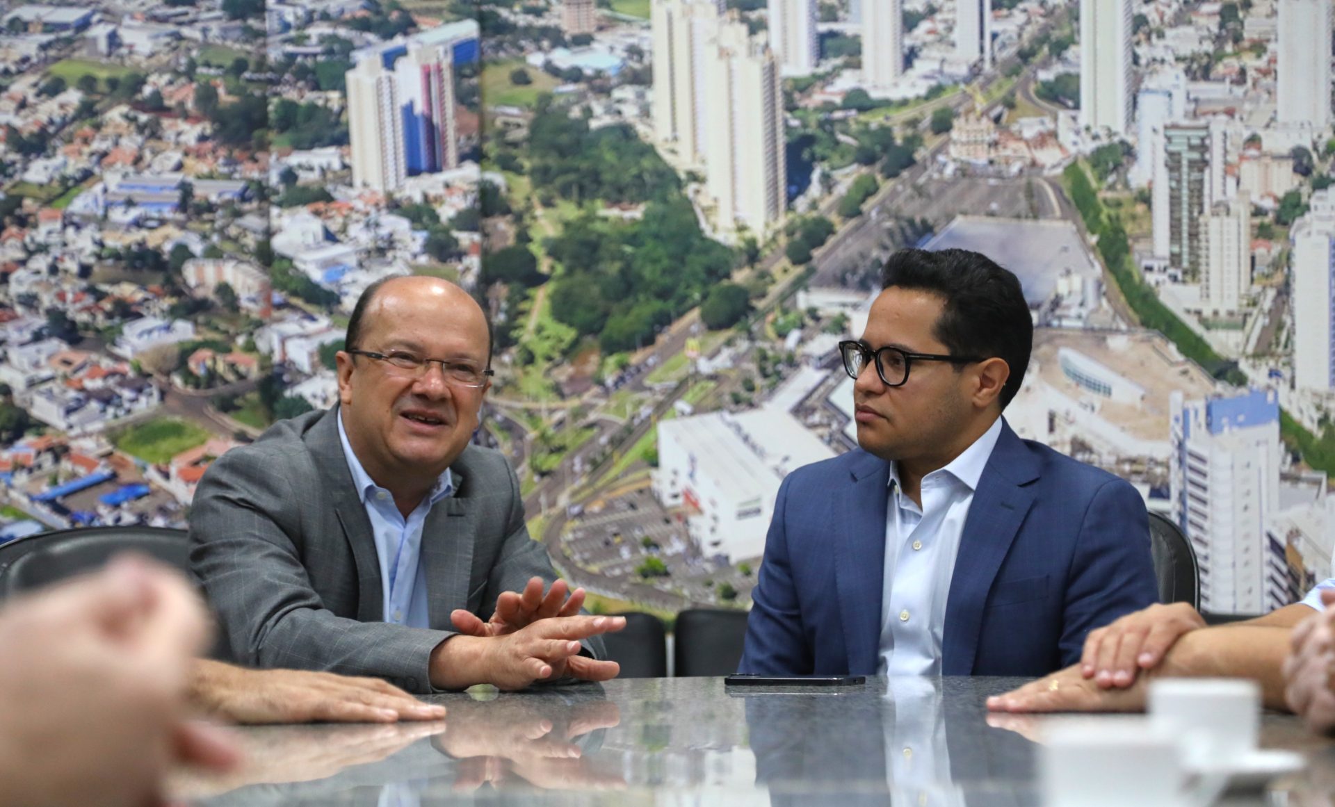 Governador em exercício reforça parcerias em agenda municipalista e harmonia entre poderes