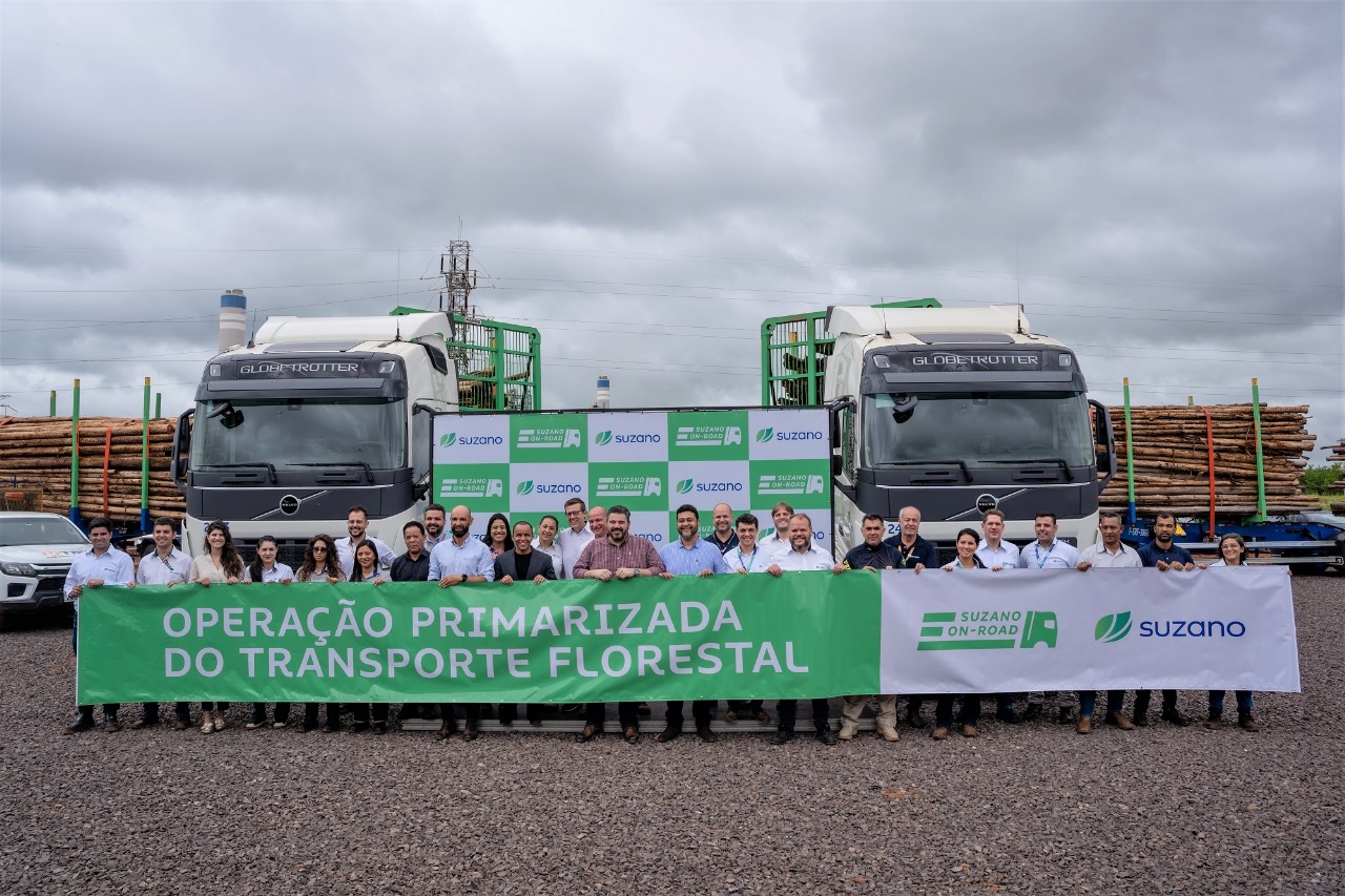 Suzano inova no setor de logística florestal com primeiro módulo próprio de operação de tritrens em Três Lagoas