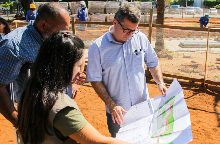 Prefeito Cassiano Maia realiza visita a obras em andamento em Três Lagoas