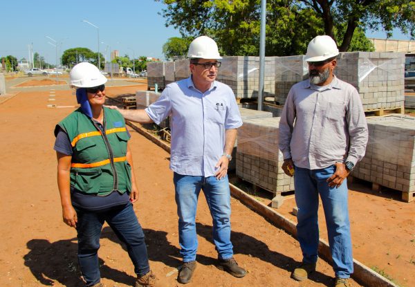 Prefeito Cassiano Maia realiza visita a obras em andamento em Três Lagoas