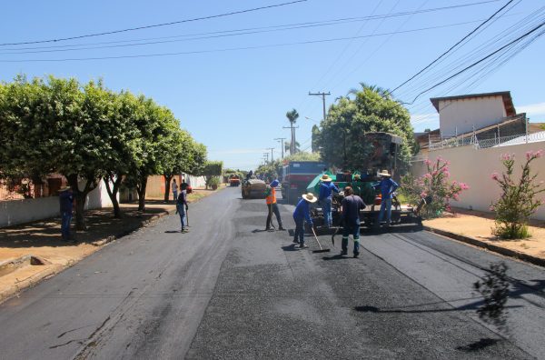 Bairro Santo André já está recebendo 2ª etapa de recapeamento das suas ruas