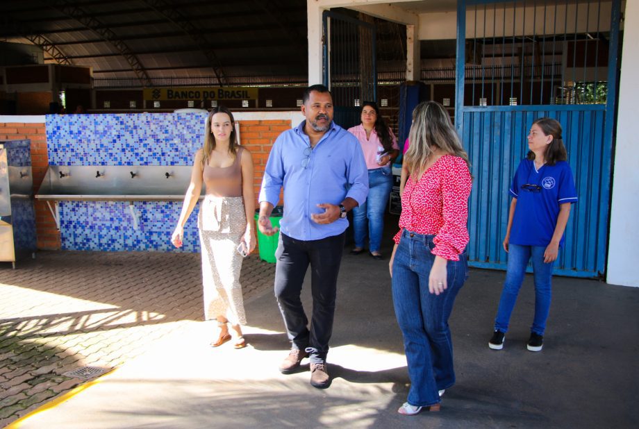 Primeira-dama e vice-prefeita visitam AABB para fortalecer parceria com a Prefeitura