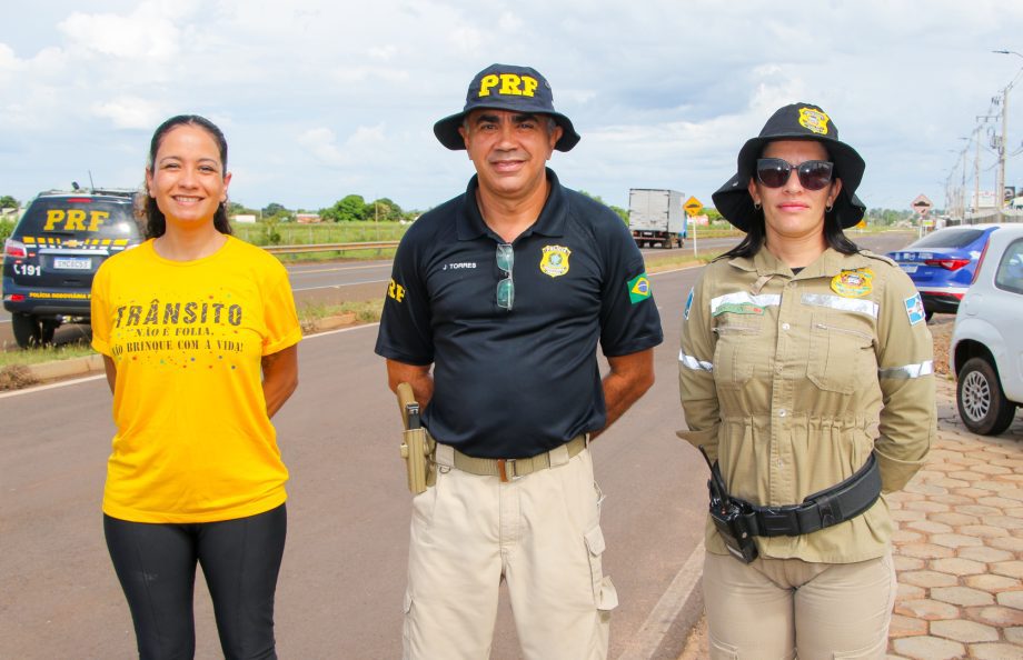 Campanha “Trânsito não é folia! Não brinque com a vida!” conscientiza motoristas em Três Lagoas