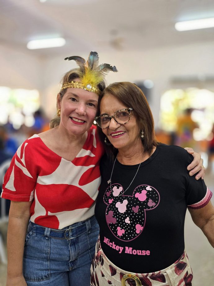 Vice-prefeita e Primeira-dama celebram Carnaval com Idosos no Serviço “Tia Nega”