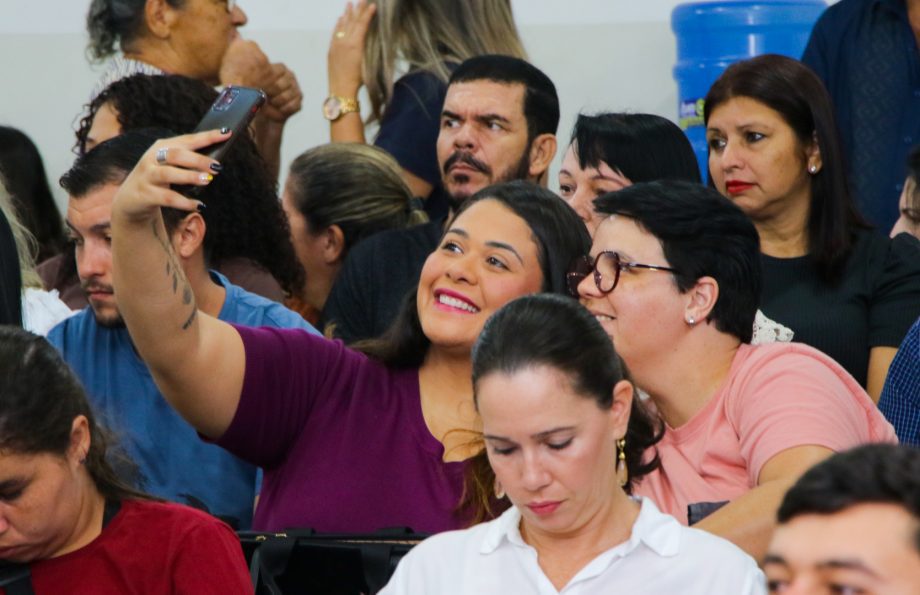 Prefeitura realiza primeira Cerimônia de Posse de 2025 para servidores da Educação