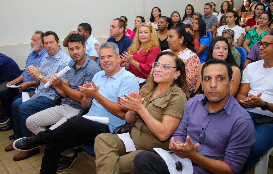 Prefeitura realiza primeira Cerimônia de Posse de 2025 para servidores da Educação