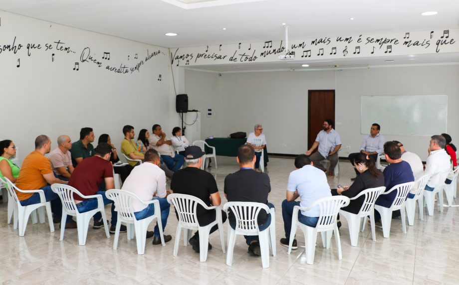 Secretaria de Gestão e Inovação visita as pastas de Saúde e Educação para dialogar com os servidores