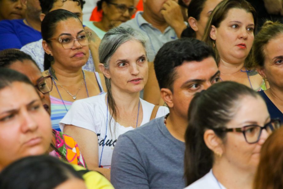 Em Assembleia no Sinted, prefeito dialoga sobre reajuste salarial dos professores e Lei de Responsabilidade Fiscal