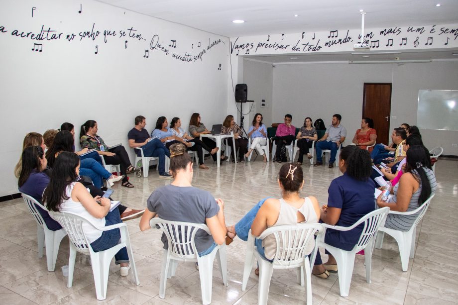 Secretaria de Gestão e Inovação visita as pastas de Saúde e Educação para dialogar com os servidores