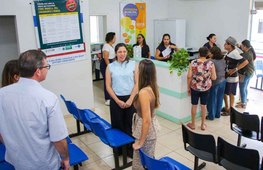 Seguindo com vistorias dos prédios públicos, Prefeito visitou Unidade de Saúde e ouviu servidores e população