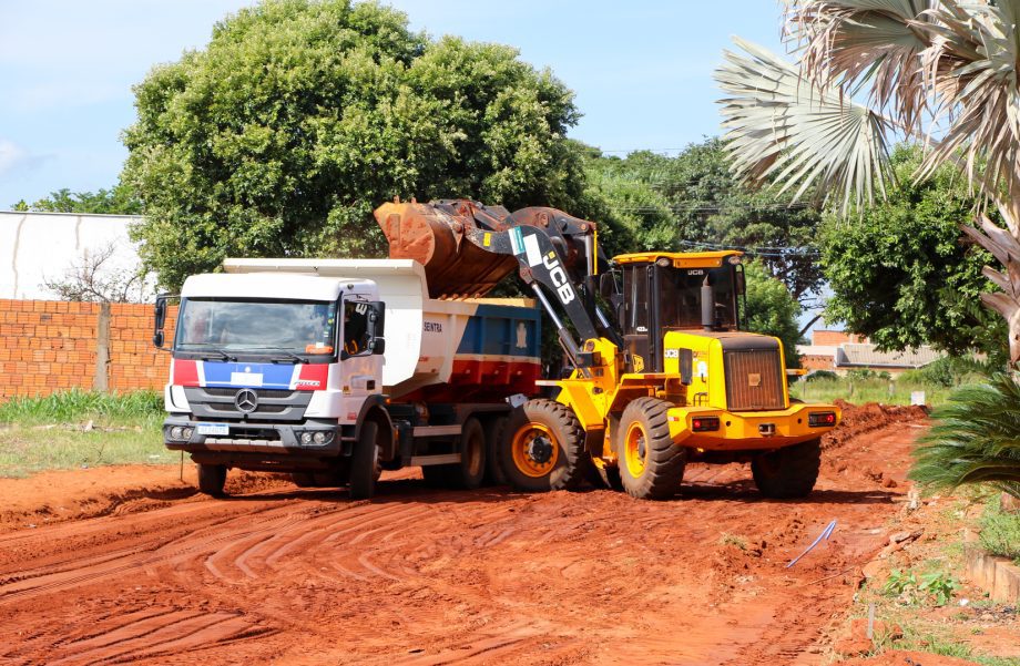 Prefeito Dr. Cassiano Maia acompanha andamento de obras em Três Lagoas