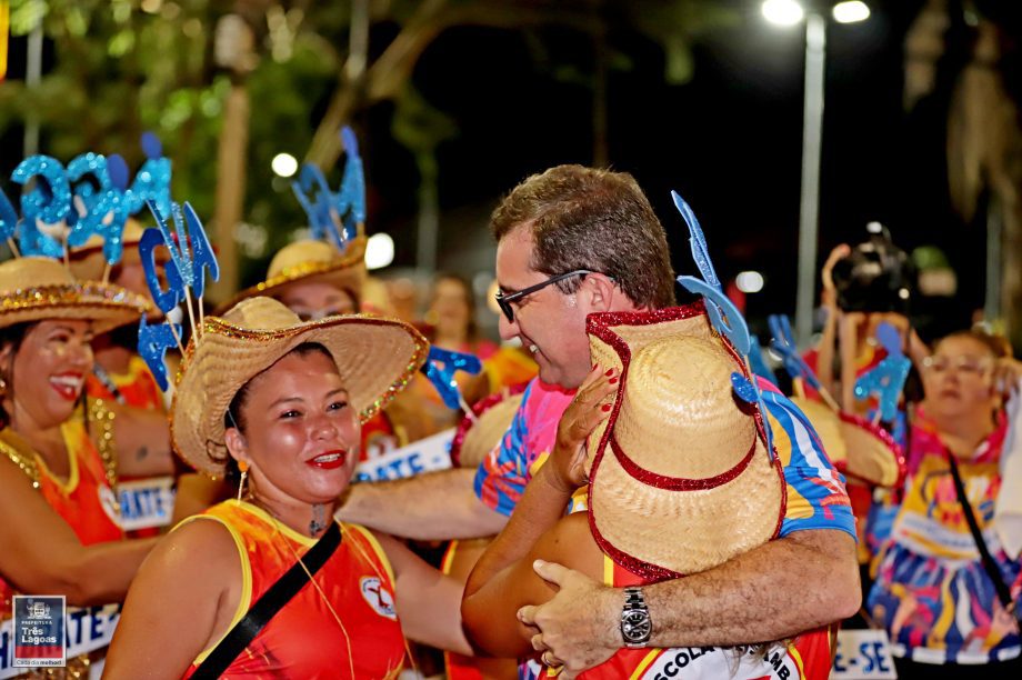 CONFIRA AS FOTOS – CarnaTrês 2025 começa com grande animação em Três Lagoas