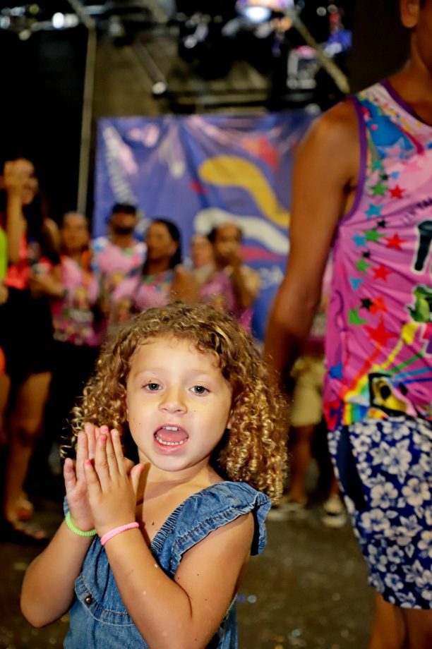 CONFIRA AS FOTOS – Fiduma & Jeca fazem “O Show Mais Animado do Brasil” no CarnaTrês 2025