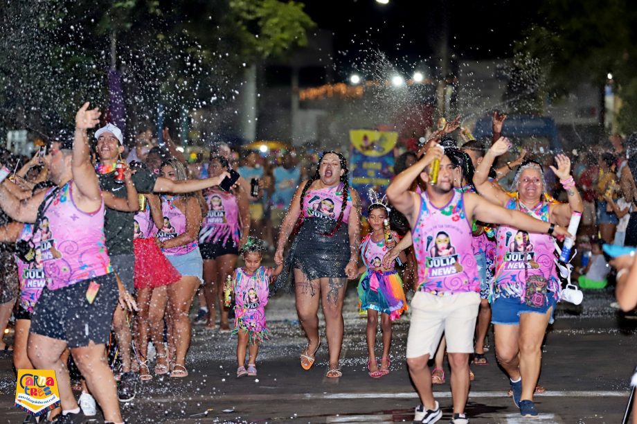 CONFIRA AS FOTOS – Fiduma & Jeca fazem “O Show Mais Animado do Brasil” no CarnaTrês 2025