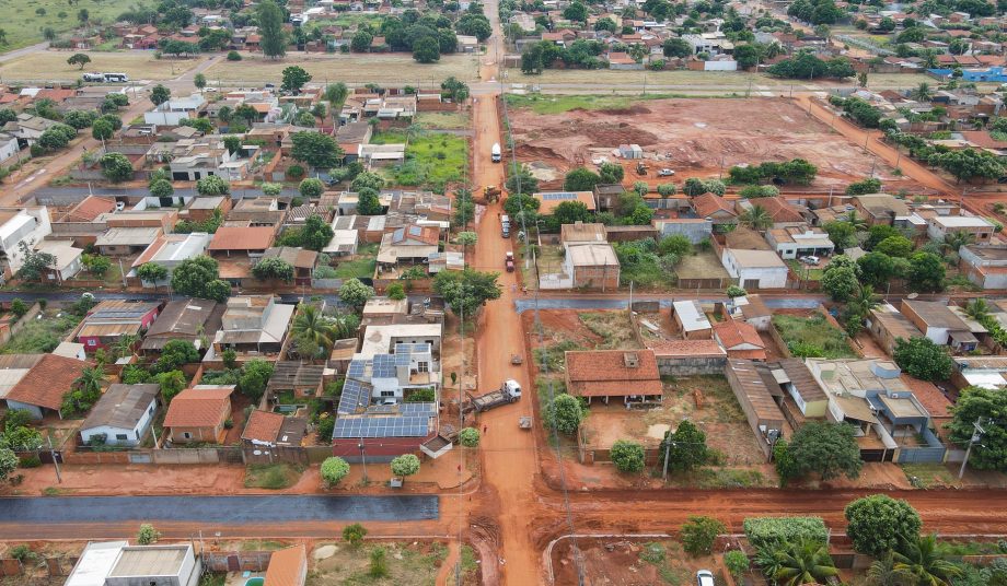 Cinco bairros de Três Lagoas estão recebendo mais de R$ 34 milhões em obras de drenagem e asfalto