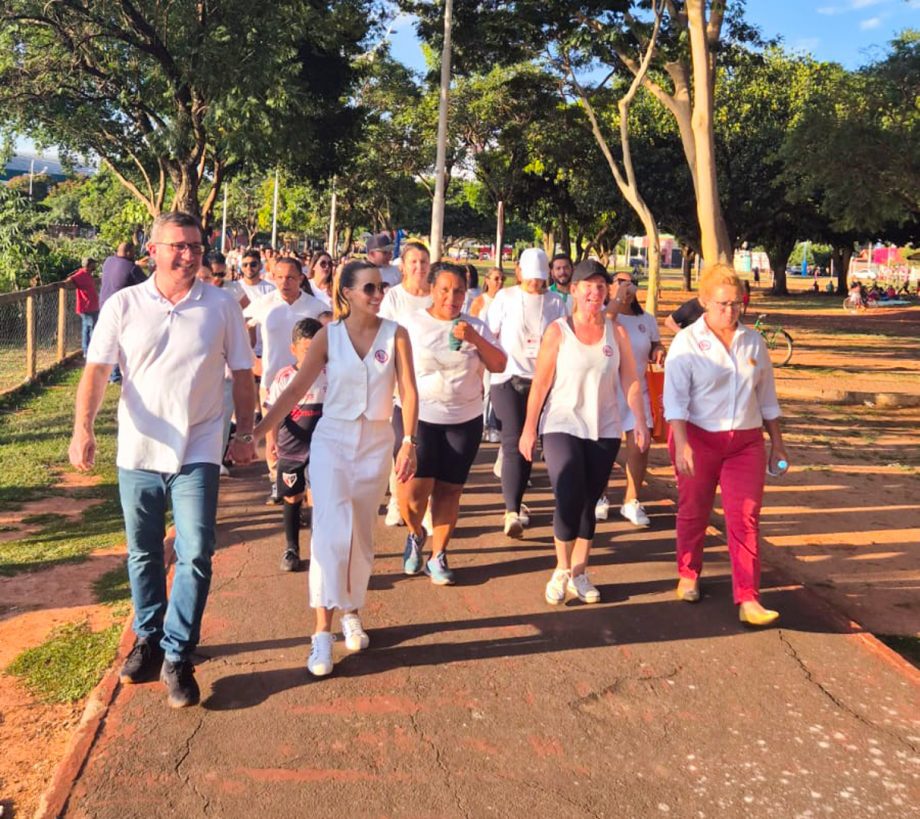 Caminhada pela Paz reúne comunidade três-lagoense em ato de conscientização e valorização das mulheres