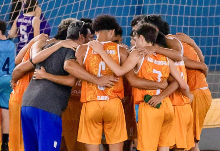 Equipe Sub-17 de Basquete da SEJUVEL conquista de forma invicta a 1ª Copa Bolsão