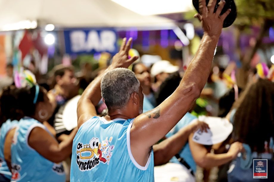 CONFIRA AS FOTOS – CarnaTrês 2025 começa com grande animação em Três Lagoas