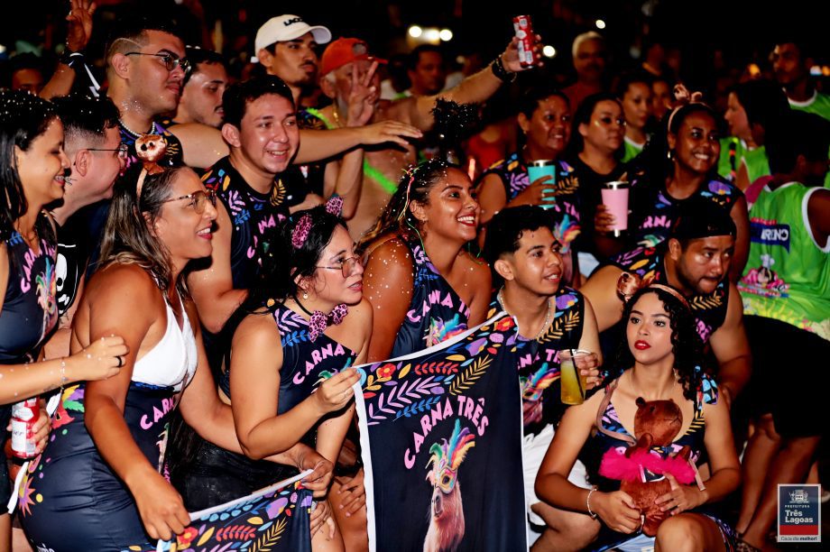 CONFIRA AS FOTOS – CarnaTrês 2025 começa com grande animação em Três Lagoas