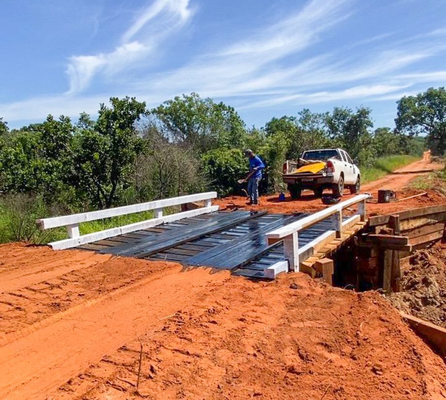 Prefeitura de Três Lagoas constrói nova ponte no Distrito de Garcias