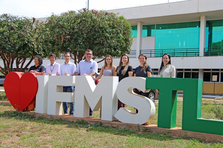 Dr. Cassiano Maia realiza visita no IFMS e no CRAM