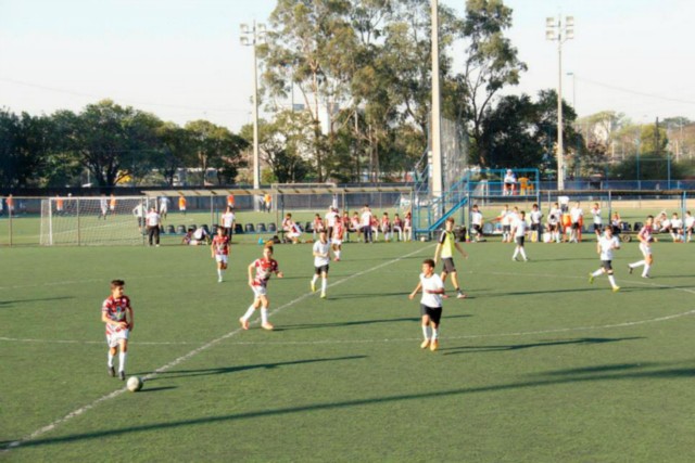 Jogadores do CTAF fazem bonito contra o Corinthians no Parque São Jorge