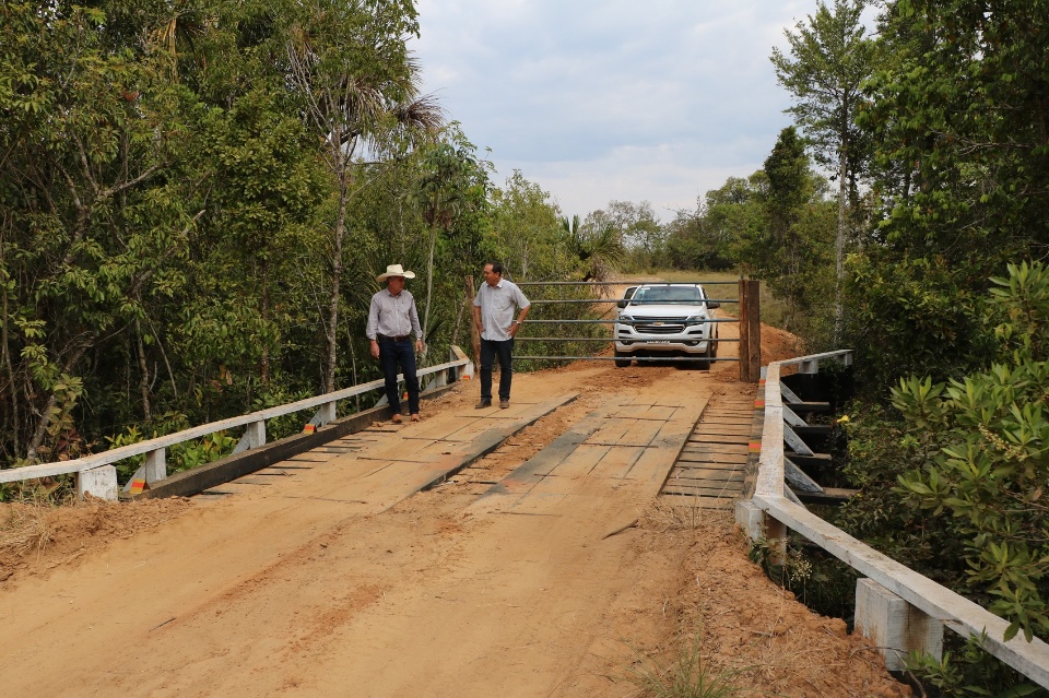 Estradas e pontes de madeira da zona rural de Três Lagoas passam por revitalizações