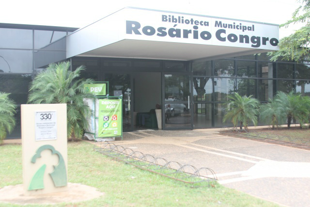 Biblioteca Municipal ''Rosário Congro''. (Foto: Lucas Gustavo). 