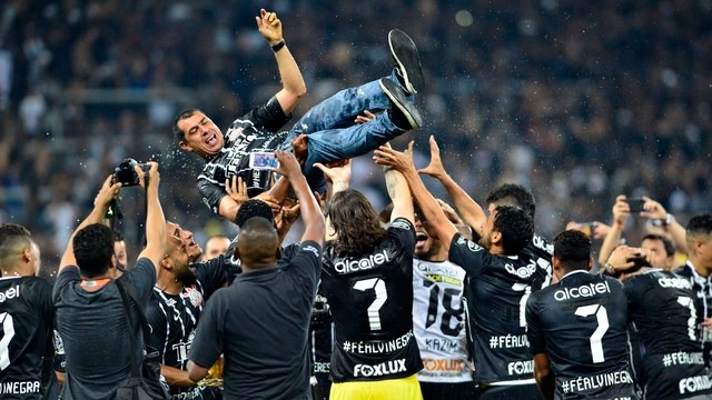 Ao chegar a 71 pontos na liderança do Brasileirão, o Corinthians não pode mais ser alcançado. (Foto: Divulgação)