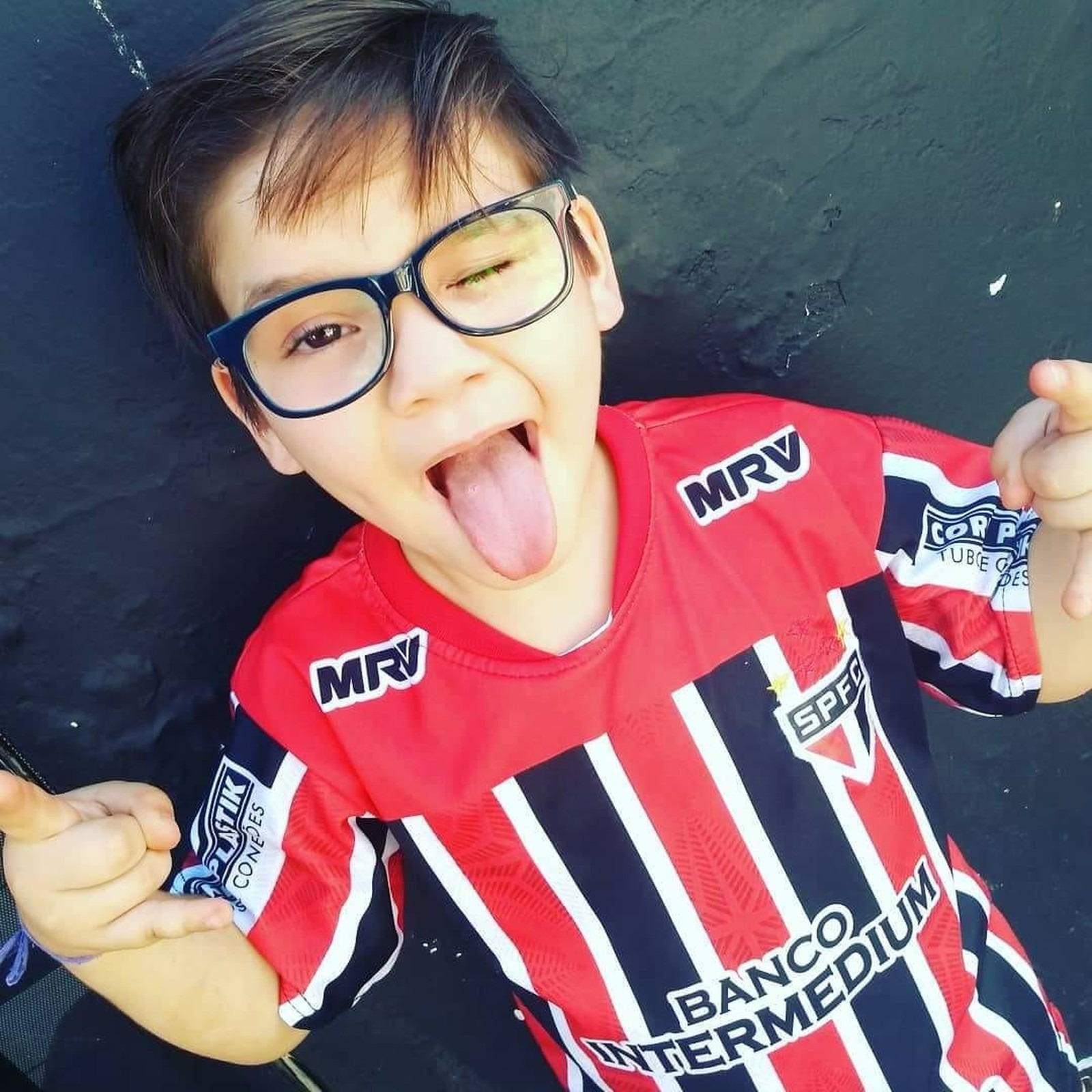 Menino tem o costume de enviar cartas para os amigos e para a família Bocaina (Foto: Arquivo Pessoal)
