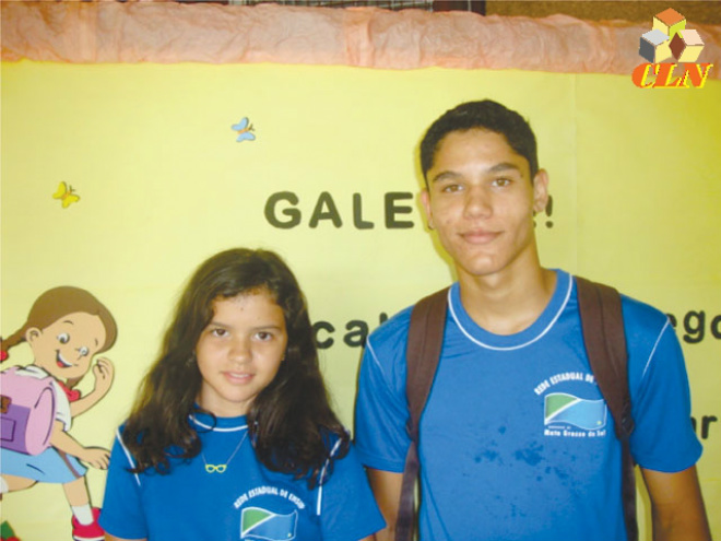 Henrique Dagostin Fernandes e Karina Leonel Pereira de Souza foram premiados com medalha de Prata e de Bronze (Foto: Costa Leste)