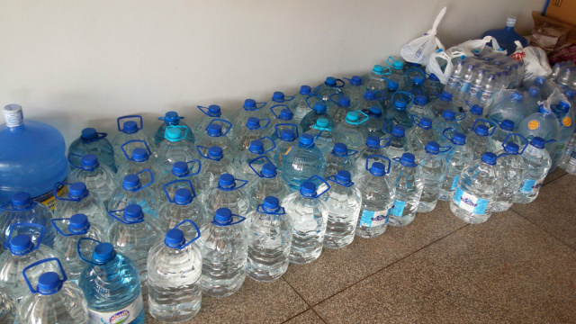 As doações em produto estão sendo entregues no quartel da Polícia Militar de Três Lagoas e será transportada para a cidade de Governador Valadares (Fotos: Polícia Militar)