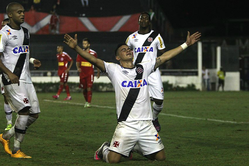 Vitória afastou crise no Vasco. (Foto: Divulgação/Vasco)