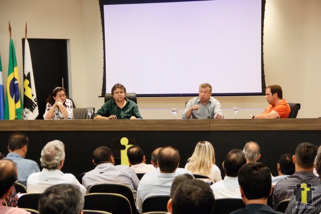 A reunião foi convocada pelo presidente da entidade, Pedro Caravina (Foto/Assessoria)