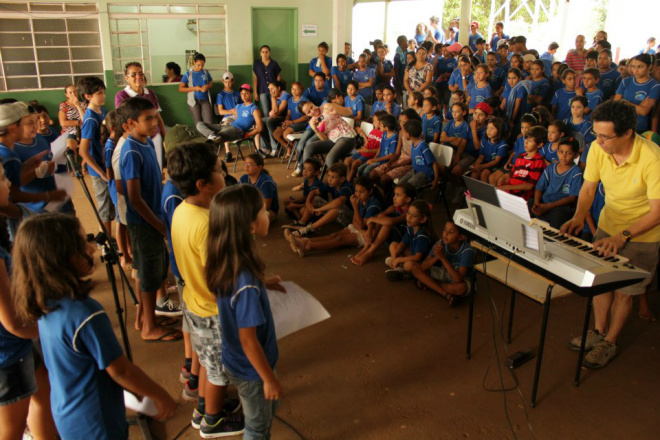 Alunos de vários cursos fizeram apresentações. (Foto: Divulgação/Prefeitura Três Lagoas)