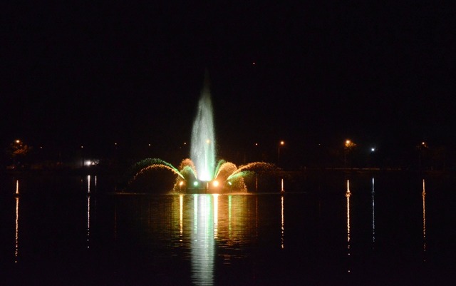 Fonte luminosa pode voltar a brilhar na Lagoa Maior. Foto: Divulgação