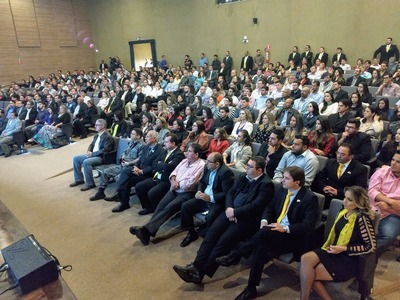 Auditório do Sesi ficou lotado na noite de quinta para discussão e apresentação de propostas do Programa LIDER do Sebrae. Foto: Divulgação.